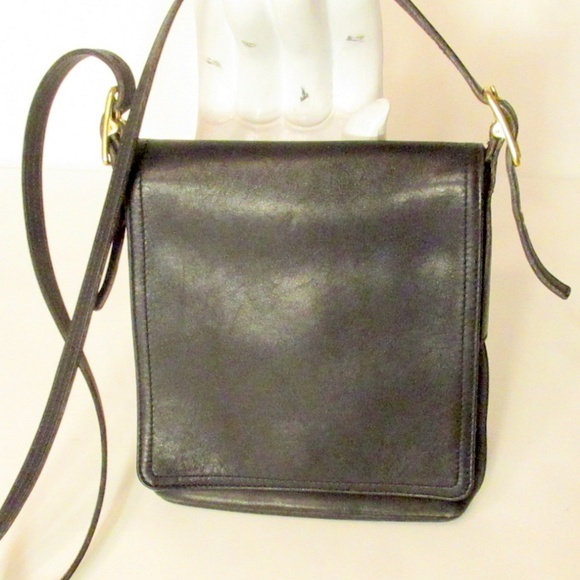 Coach Handbags - Vintage Coach Legacy Flap Bag 9821